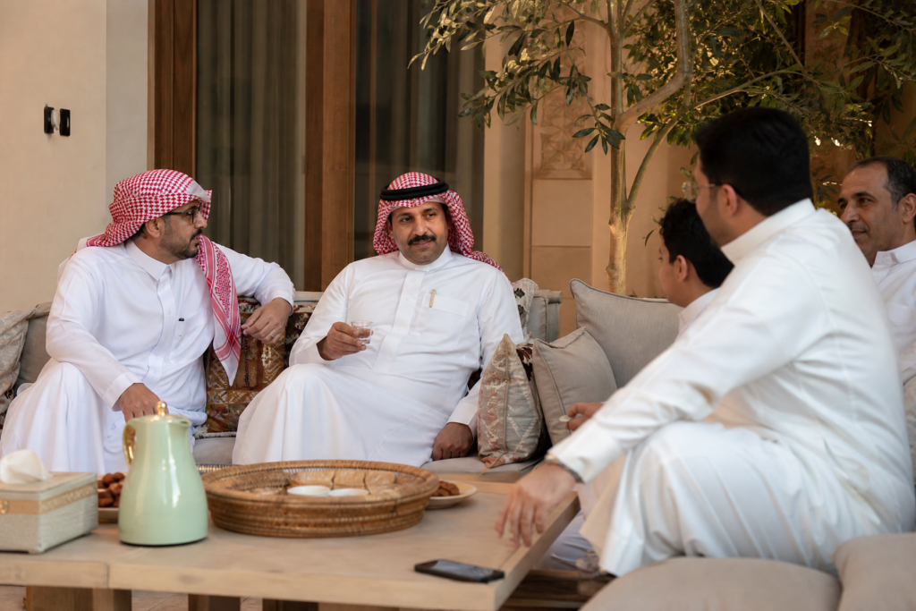 Saudi Majlis Gathering Wayatmaajeddah.com 1024x683